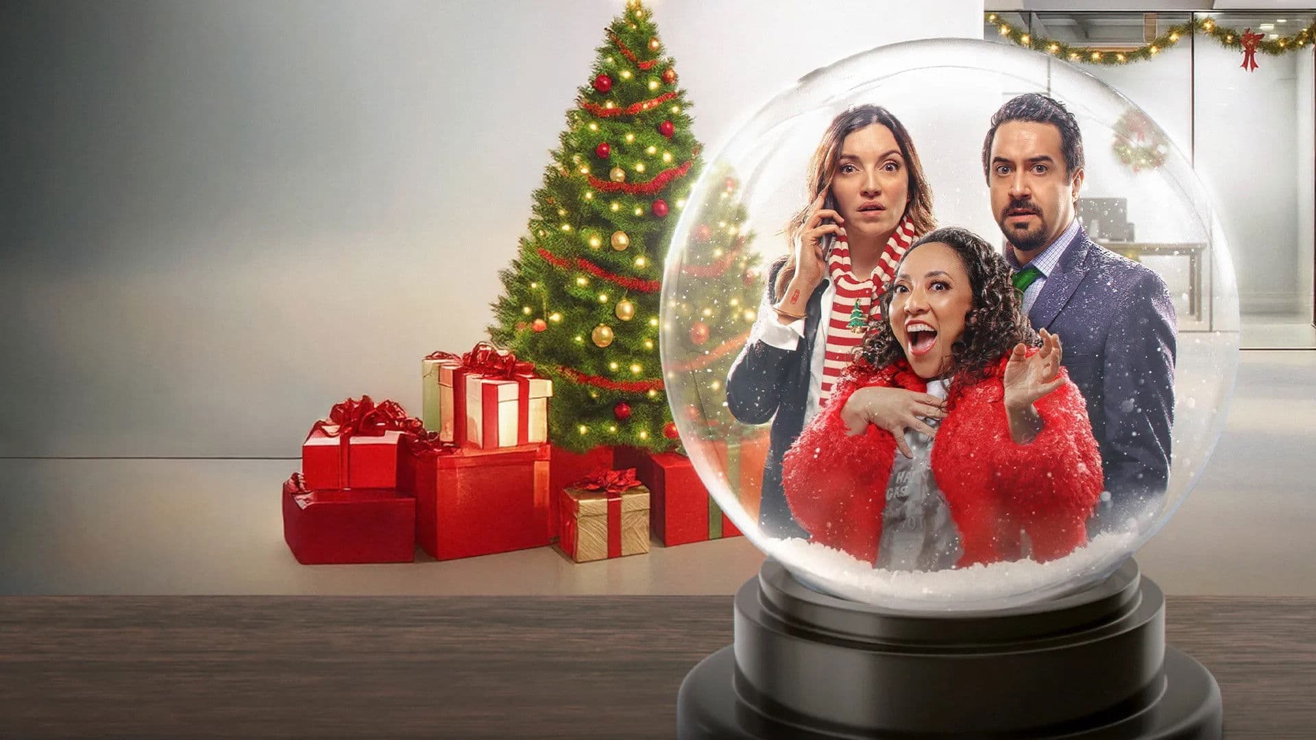 Mirreyes contra Godínez: Un Especial de Navidad